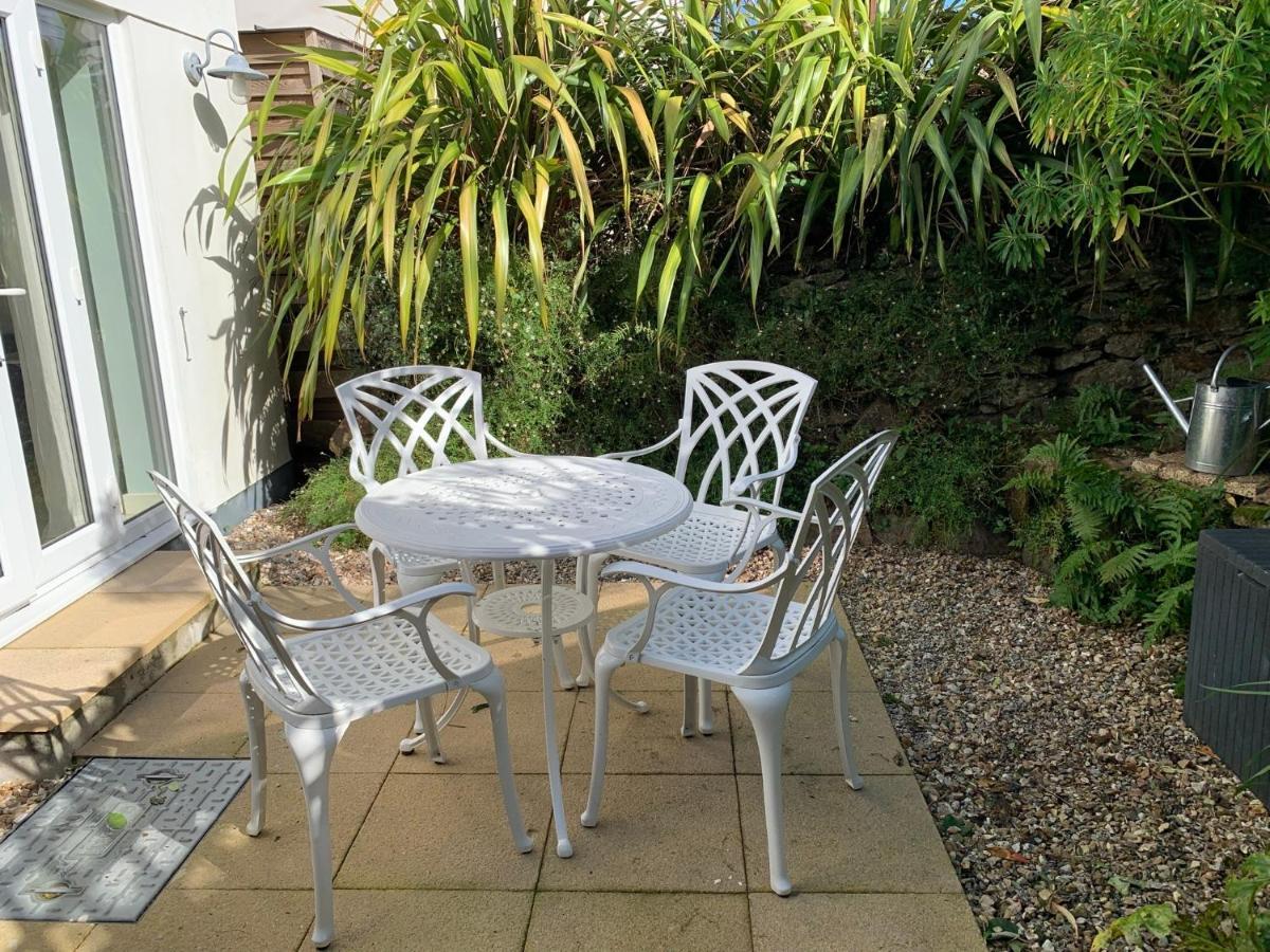 Little Karenza Is The Perfect Cornish Getaway Villa Saint Anthony Bagian luar foto