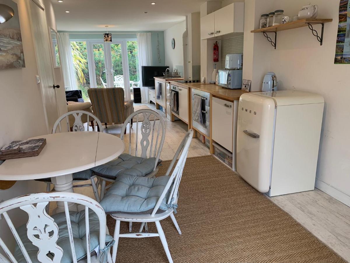 Little Karenza Is The Perfect Cornish Getaway Villa Saint Anthony Bagian luar foto